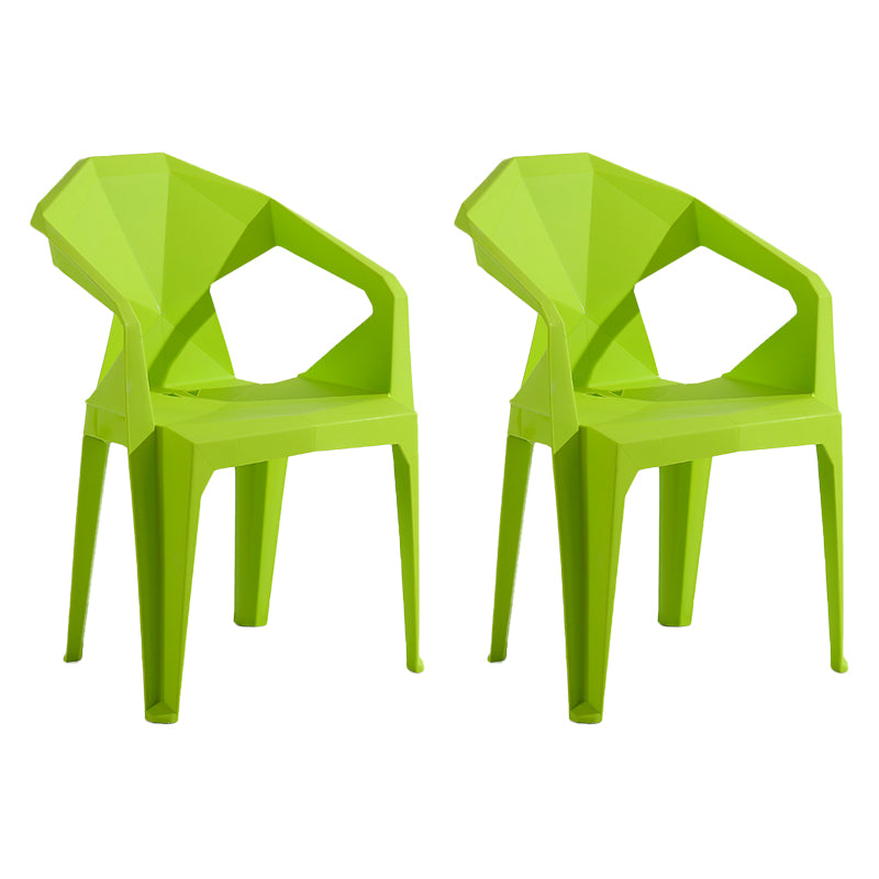 Silla de comedor de plástico de estilo moderno, silla lateral de comedor apilable con brazo para cocina