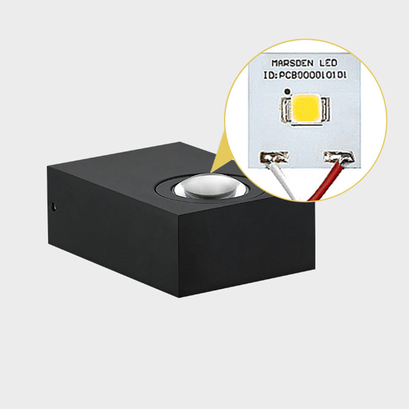 Luz de pared de metal de forma cuadrada Luz de pared de múltiples luces de estilo múltiple