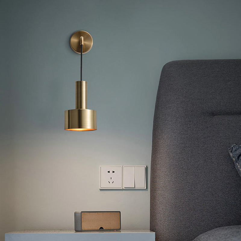 Lámpara dorada de pared de la pared posmoderna de pared montada de pared para el dormitorio