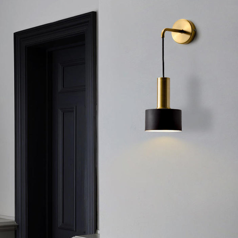 Lámpara dorada de pared de la pared posmoderna de pared montada de pared para el dormitorio