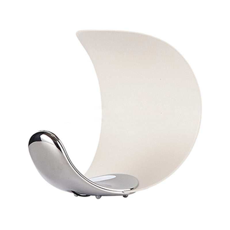 Postmodern Table Lamp Minimalist Metal LED Night Stand Lighting for Sitting Room Bedroom