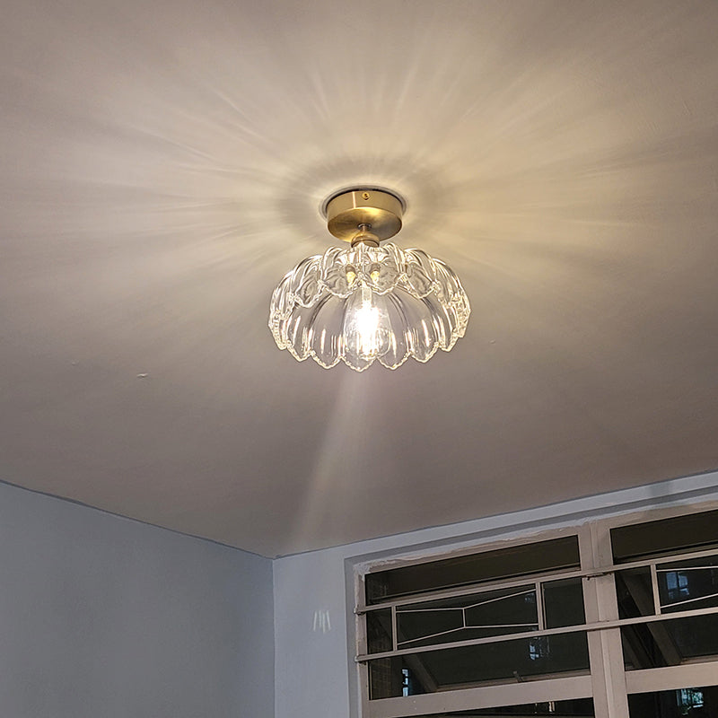 Lampada da soffitto moderna e creativa a forma di loto in rame a 1 luce con montaggio ad incasso
