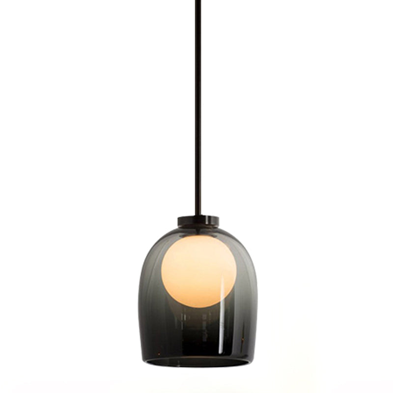 Lampe suspendue à la cloche en verre dans un pendentif en fer forgé moderne pour chambre à coucher