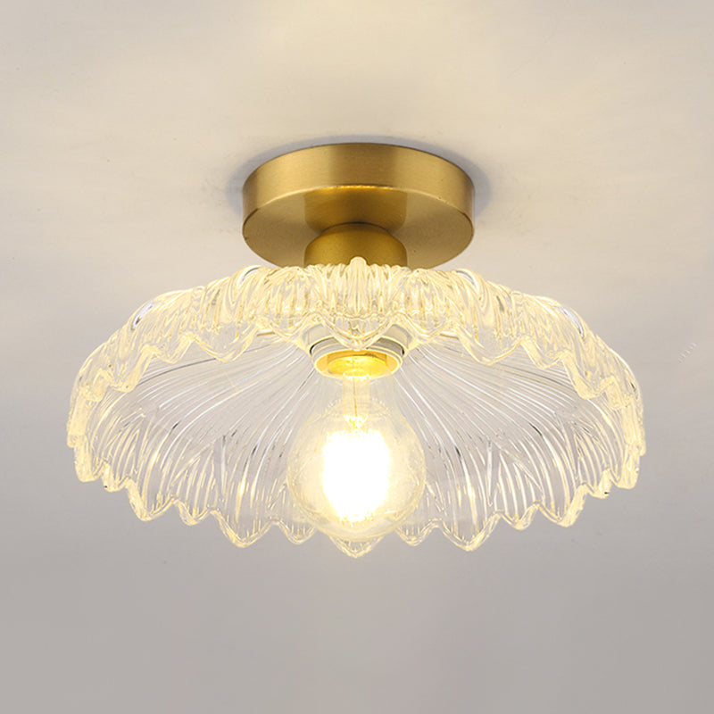 Minimalistische halbbündige Deckenleuchte mit goldenem Blumenmuster und Glasschirm