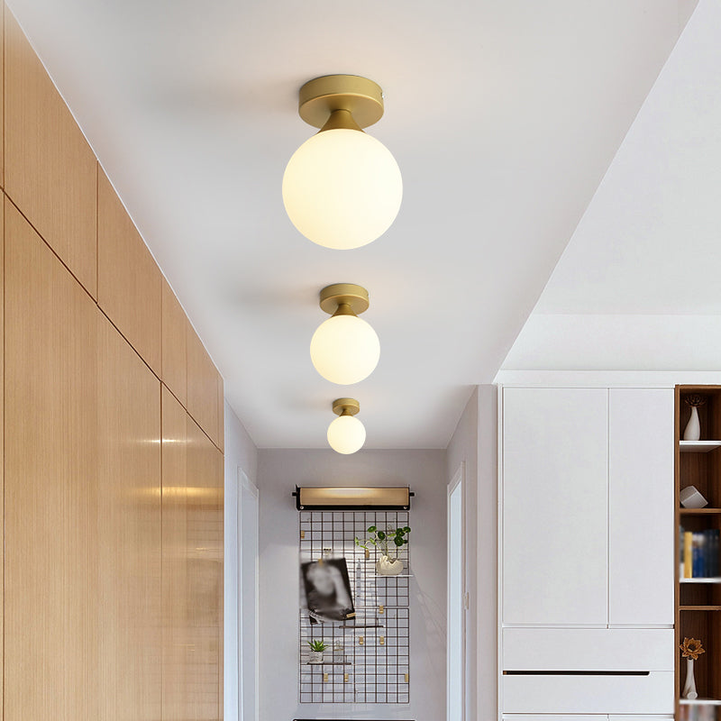 Plafonnier sphérique de style contemporain, luminaire monté au plafond pour allée en verre