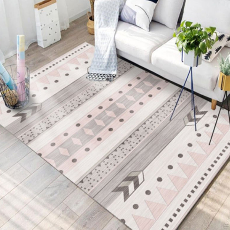 Black Rhombus Print Rug Polyester Modern Rug Non-Slip Backing Rug for Home Decor