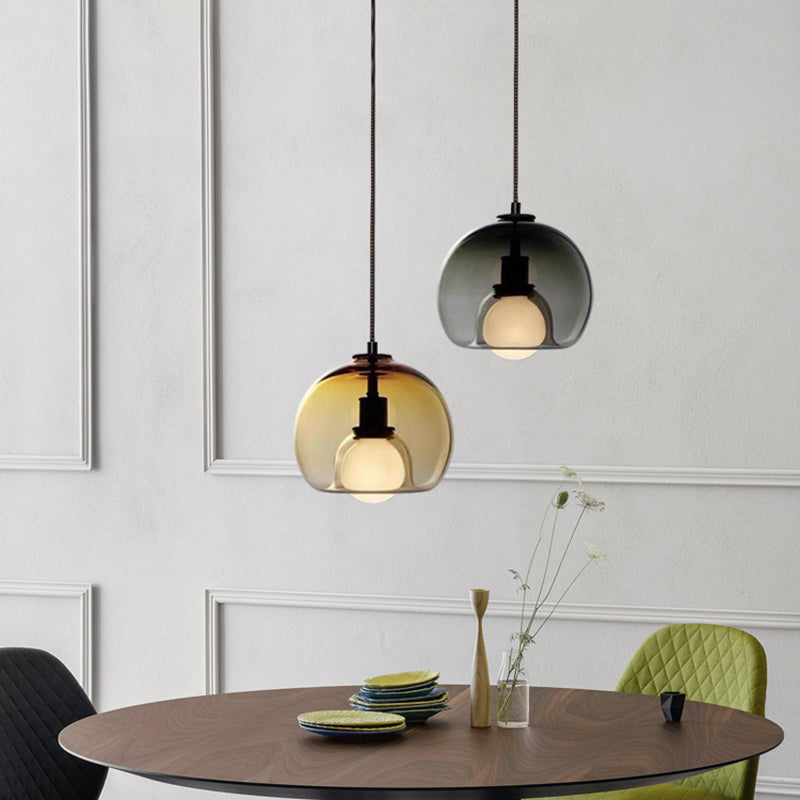 Modern Artistic Indoor Pendant Light Lacquered Iron Globe Hanging Lamp with Glass Shade