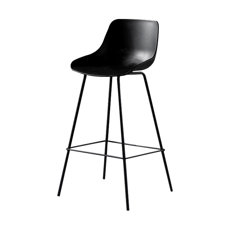 Scandinavian Metal Plastic Counter Stools Low Back Indoor Bar Stool with Bucket Seat