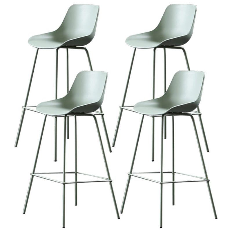 Scandinavian Metal Plastic Counter Stools Low Back Indoor Bar Stool with Bucket Seat