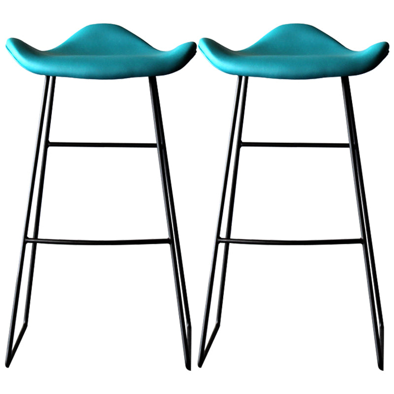 Black PU Leather Barstools Industrial Low Back Bristol Counter Stool with Saddle Seat