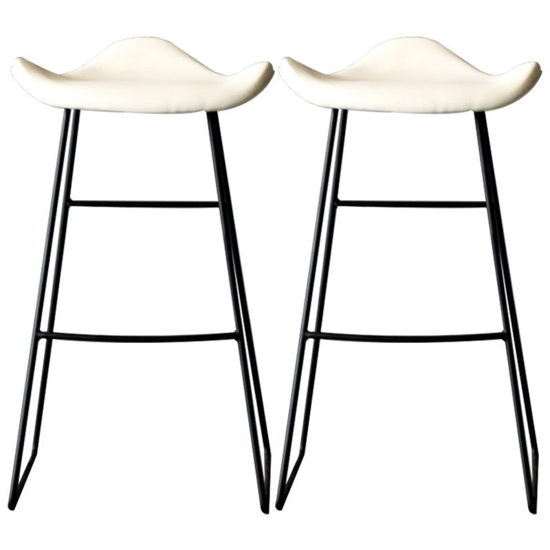 Black PU Leather Barstools Industrial Low Back Bristol Counter Stool with Saddle Seat