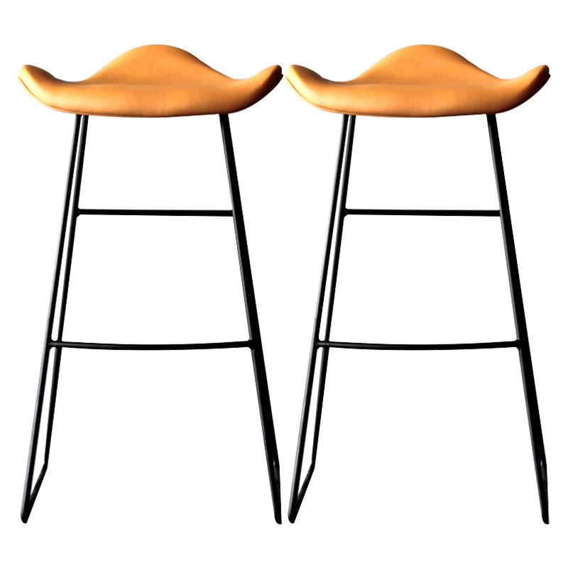 Black PU Leather Barstools Industrial Low Back Bristol Counter Stool with Saddle Seat