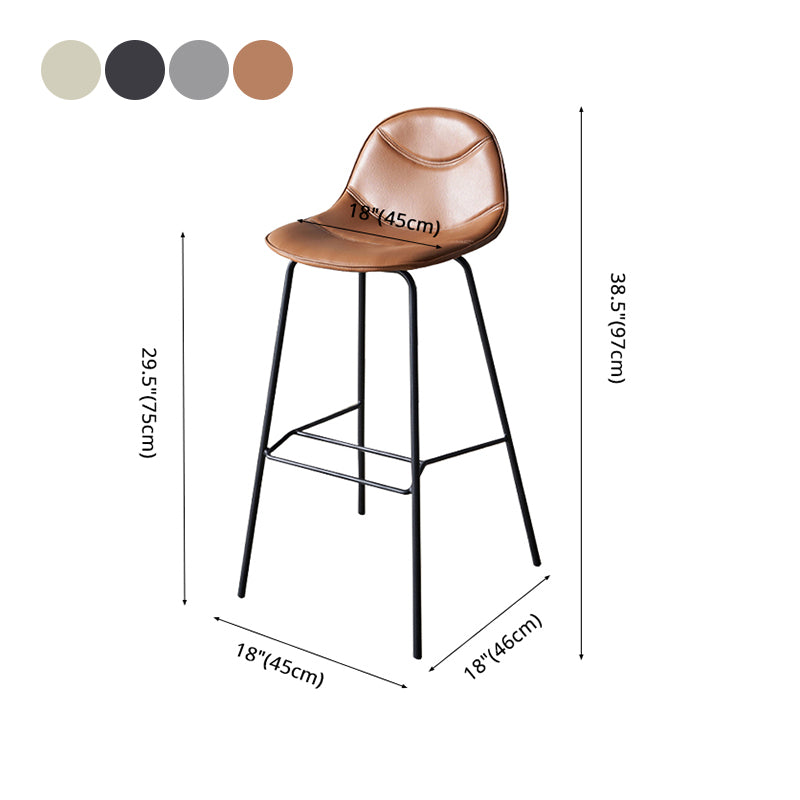 Industriële zwarte teller krukken ijzeren gestoffeerde barkrukken Bristol met emmerzitje