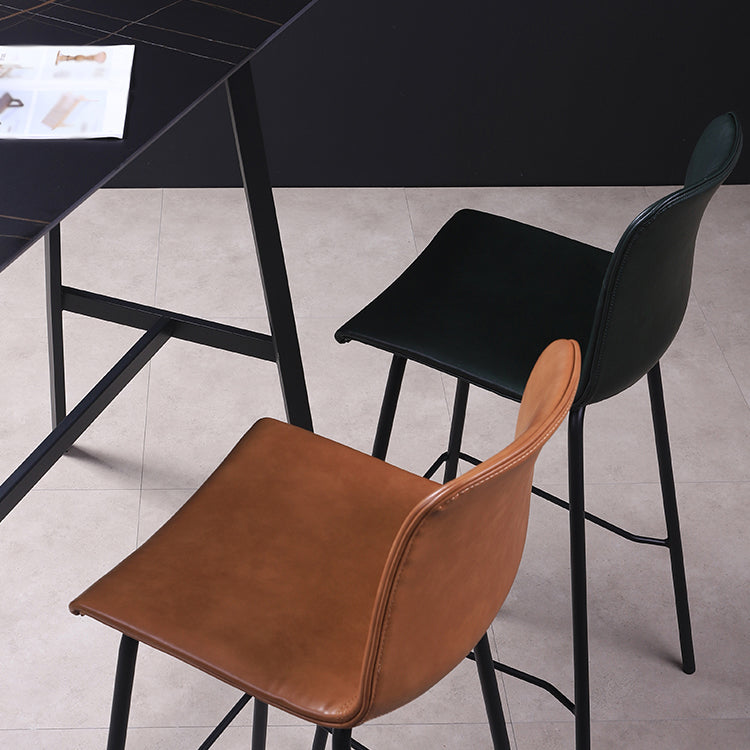 Industrial Black Metal Counter Stools Low Back Indoor Bar Stool with Bucket Seat