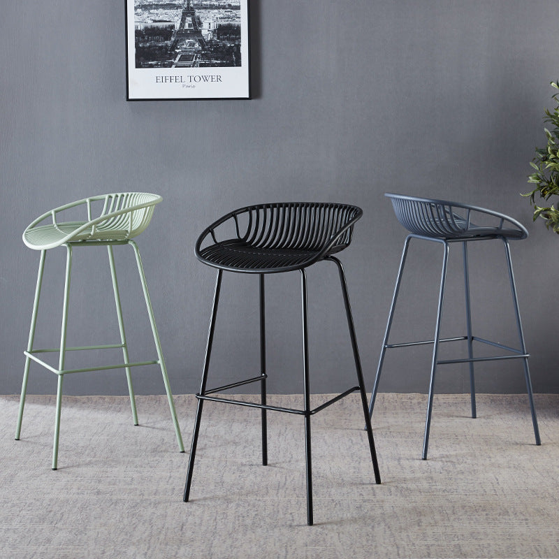 29-Zoll-zeitgenössischer Stuhlhocker Armless Plastic Innenstuhl mit Eisenbasis