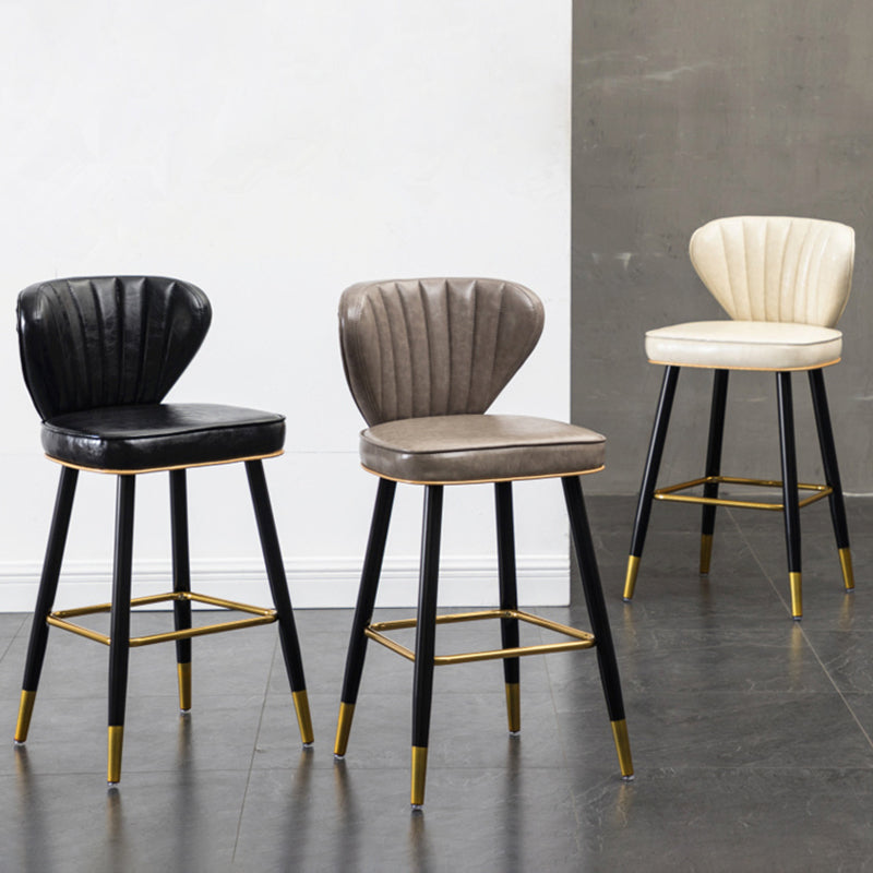 Taburete de bar de cuero contemporáneo, taburete con respaldo bajo para interiores con patas de acero