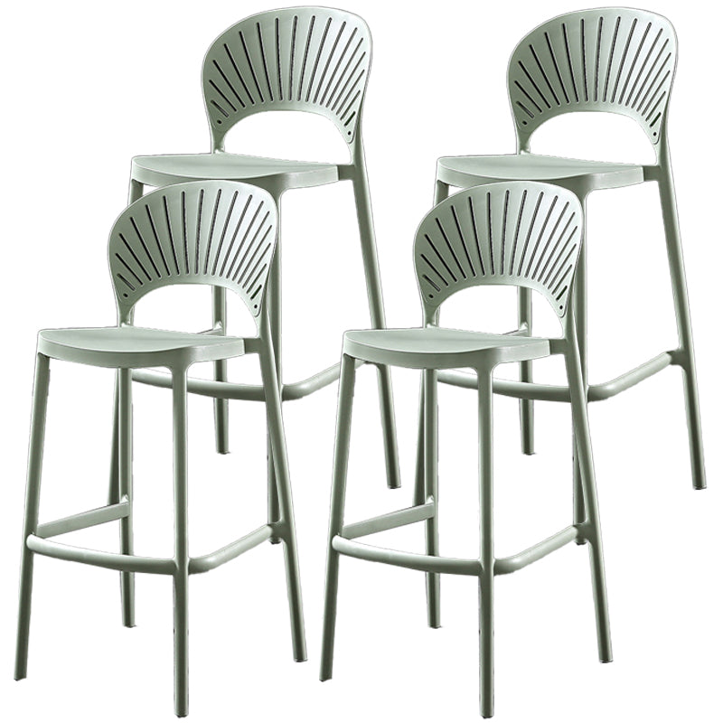 Taburete de bar de plástico de estilo nórdico con respaldo de 4 patas, taburete de bar colorido