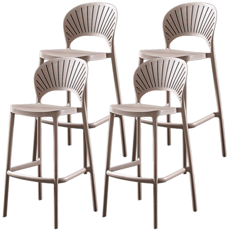 Taburete de bar de plástico de estilo nórdico con respaldo de 4 patas, taburete de bar colorido