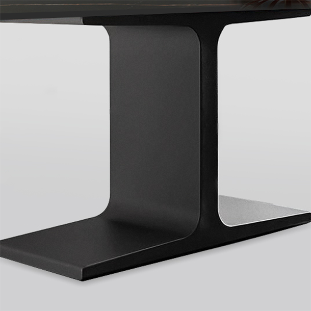 Ovale moderne eettafel Zwart gesinterde stenen tafel met voetstuk