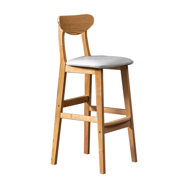 Barkruk van Scandinavisch hout met lage rugleuning, hoge binnenkruk met vierkante bekleding