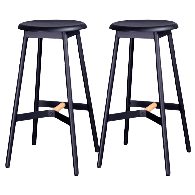 Taburetes de bar negros escandinavos, taburetes de bar sin respaldo de madera y metal con asiento redondo