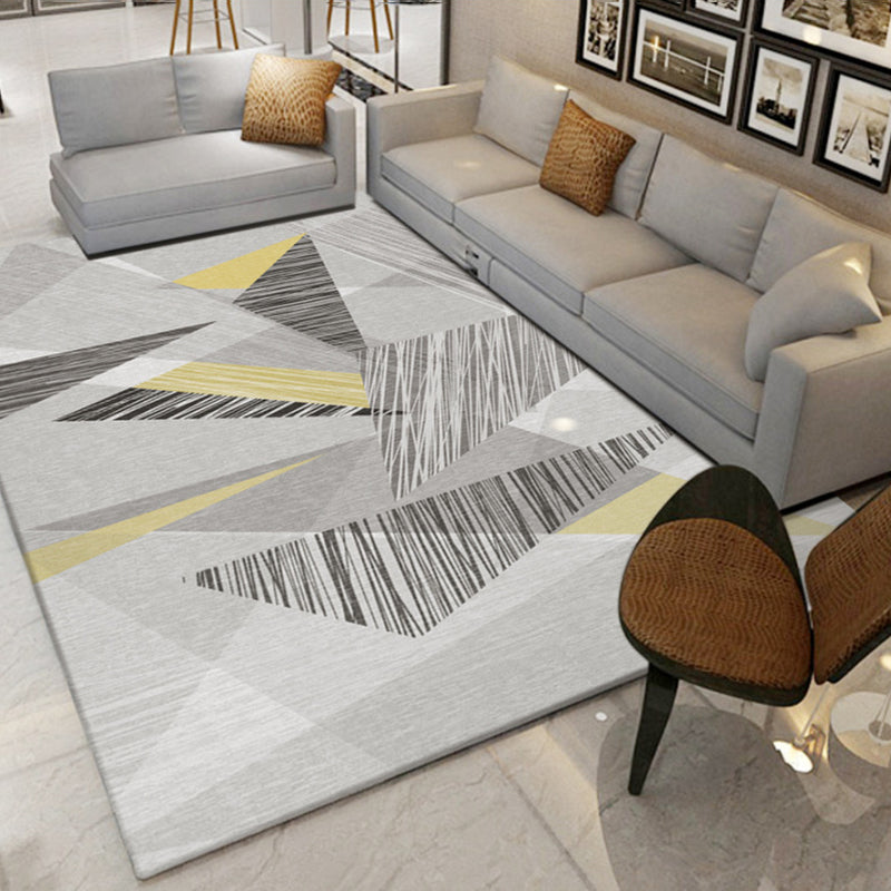 Grey Contemporary Carpet Polyester Geometric Pattern Carpet Washable Carpet for Home Decor
