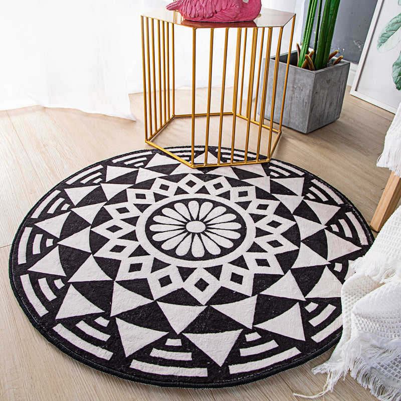 Black Pattern Carpet Polyester Simple Carpet Stain Resistant Carpet for Drawing Room