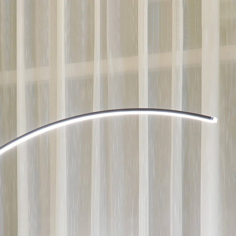 Lampadaire en forme d'arc en aluminium LED minimaliste LED debout pour le salon