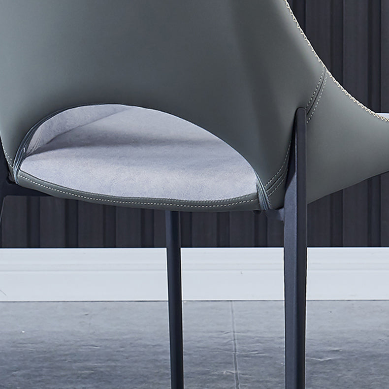 Silla lateral de cuero contemporánea para restaurante, silla de comedor con respaldo abierto y patas negras