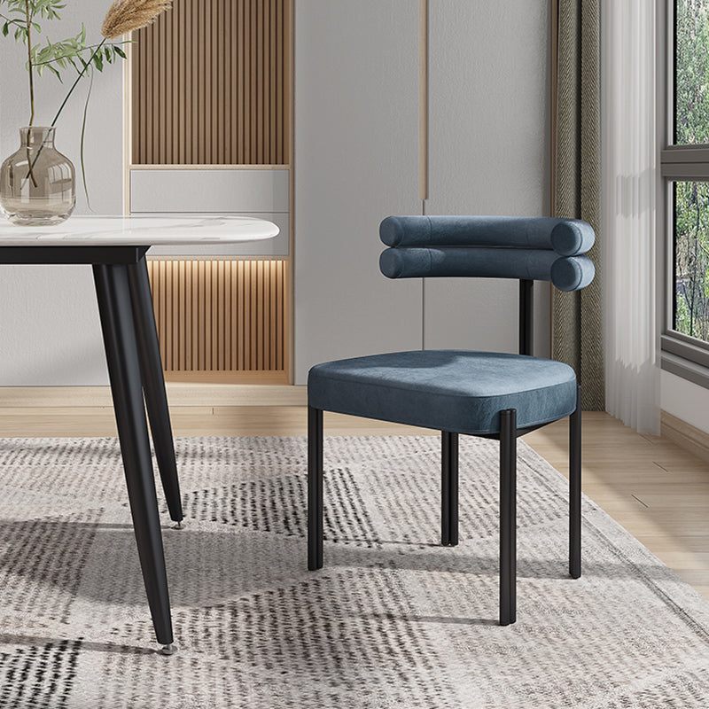Silla lateral casera de estilo moderno Silla tapizada de comedor de diseño con respaldo abierto