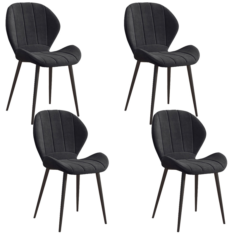 Silla lateral casera tapizada escandinava Silla de comedor con respaldo lateral y acabado mate