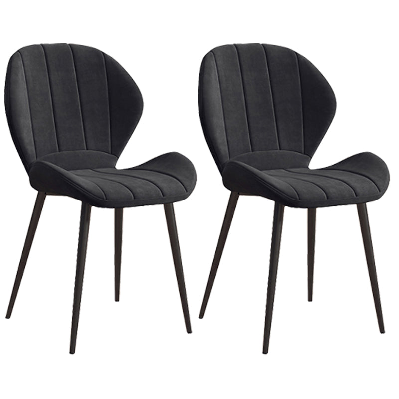 Silla lateral casera tapizada escandinava Silla de comedor con respaldo lateral y acabado mate