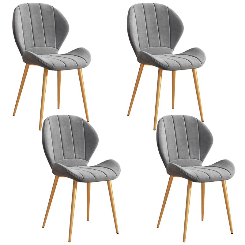 Silla lateral casera tapizada escandinava Silla de comedor con respaldo lateral y acabado mate