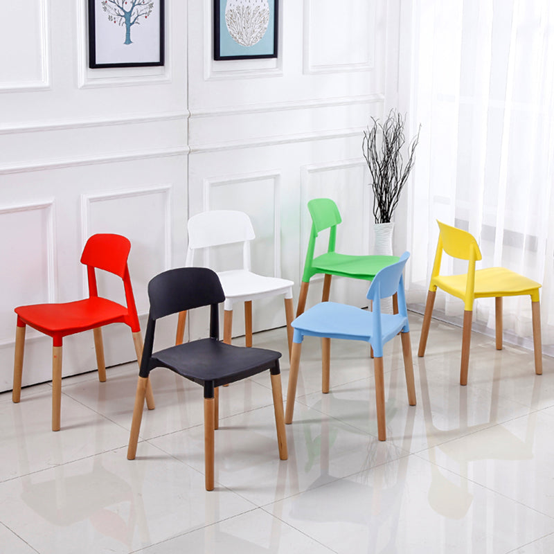 Silla de comedor sin brazos de plástico para el hogar, respaldo abierto, sillas laterales con patas de madera