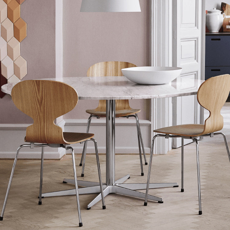Silla lateral casera contemporánea Silla de comedor tapizada de metal con respaldo sólido