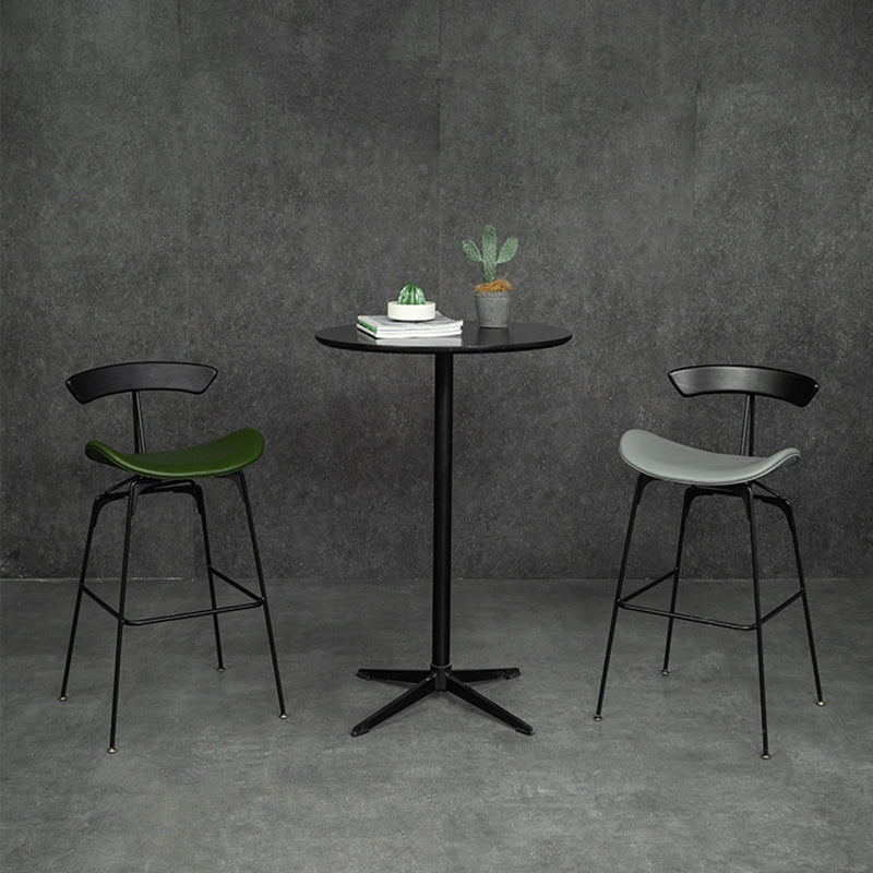 Tabouret de bar en fer noir, tabouret de comptoir à dossier bas de style industriel avec siège en selle