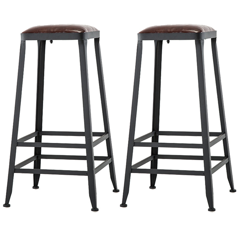Asiento de cuero cuadrado de estilo industrial con patas de metal Taburete para barra de cocina