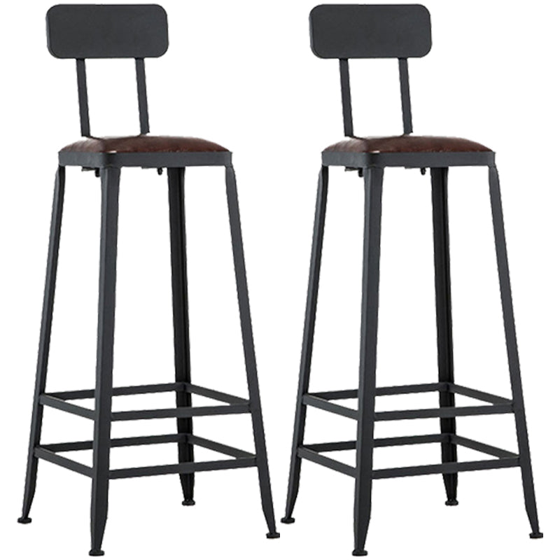 Asiento de cuero cuadrado de estilo industrial con patas de metal Taburete para barra de cocina
