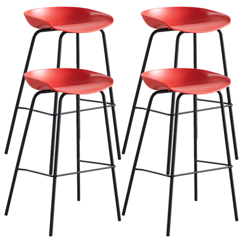 Taburetes de contraates de plástico de metal escandinavo taburetes de bar sin respaldo con asiento de cubo