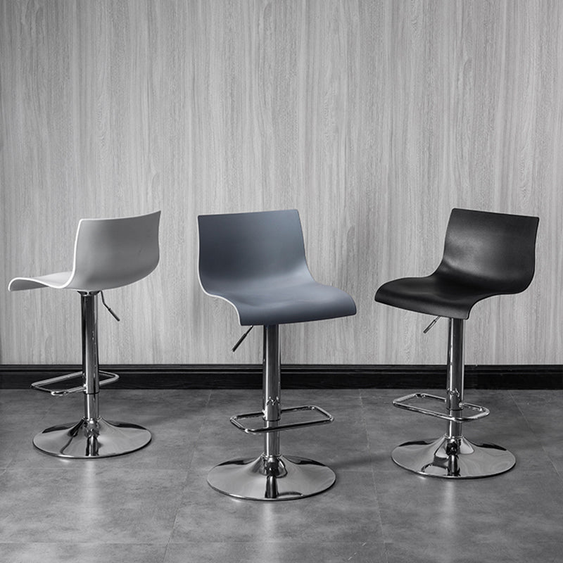Conception sans bras de tabouret de bar pivotant de taille réglable de tabouret de bar de style industriel d'intérieur