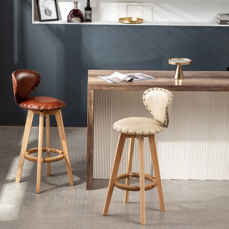Skandinavische Holzleder -Theschleerhocker Low -Back -Barhocker mit runden Sitz