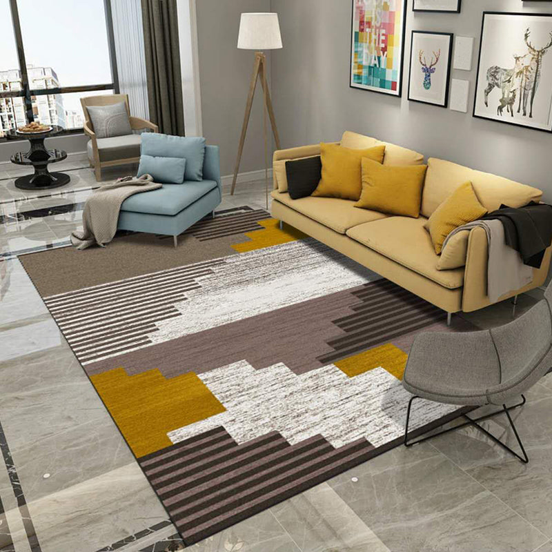 Rose Red Graphic Rug Polyester Modern Rug Washable Rug for Living Room