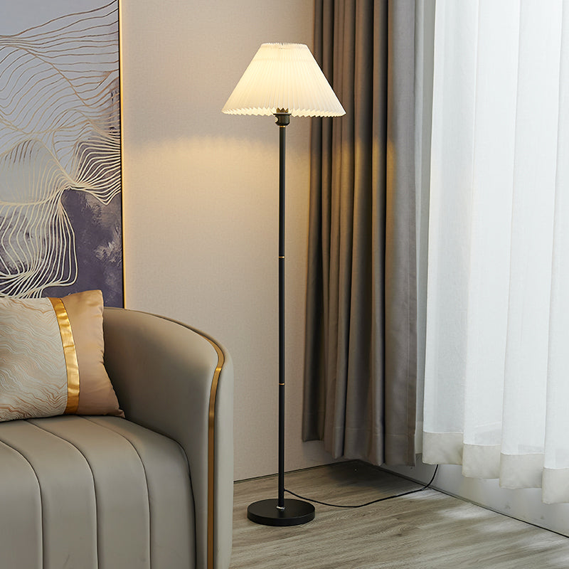 1 lampes standard en forme de cône légère lampadaire en tissu moderne pour le salon