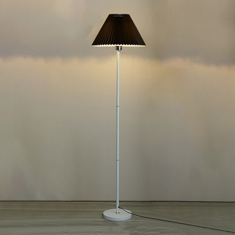 1 lampes standard en forme de cône légère lampadaire en tissu moderne pour le salon