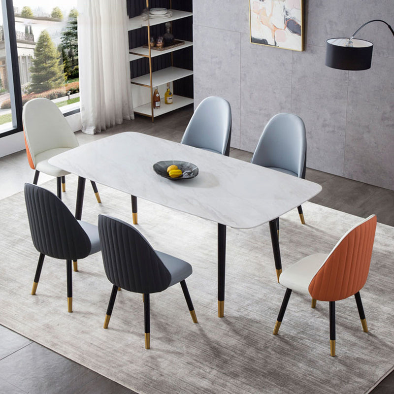 Chaise de salle à manger de style scandinave en cuir et bois, sans accoudoirs, à dossier solide
