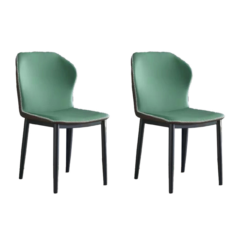 Silla auxiliar de cuero moderna para el hogar, silla de comedor con respaldo de orejas y acabado mate (juego de 2)