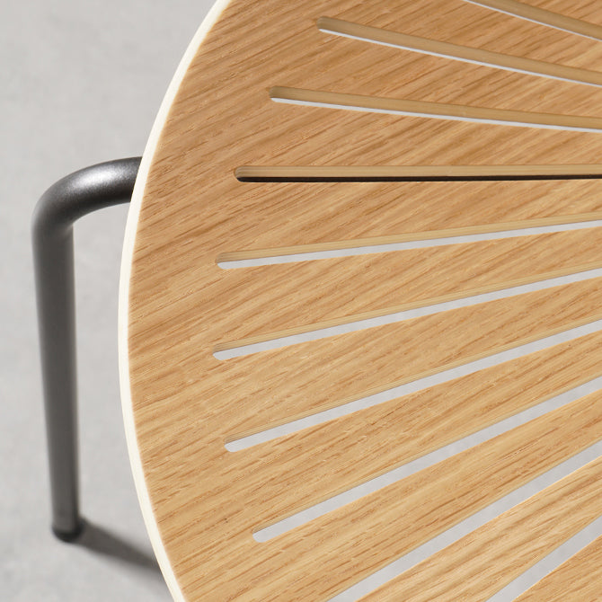 Silla de comedor de metal contemporáneo para uso doméstico Silla lateral de comedor con respaldo abierto