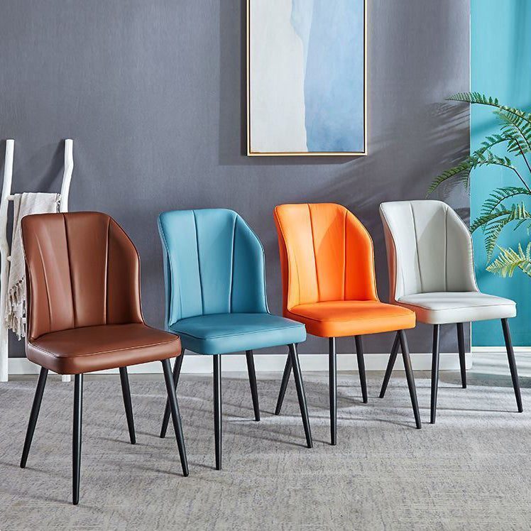 Silla contemporánea del comedor del metal Silla sin brazos Wingback para el uso del restaurante