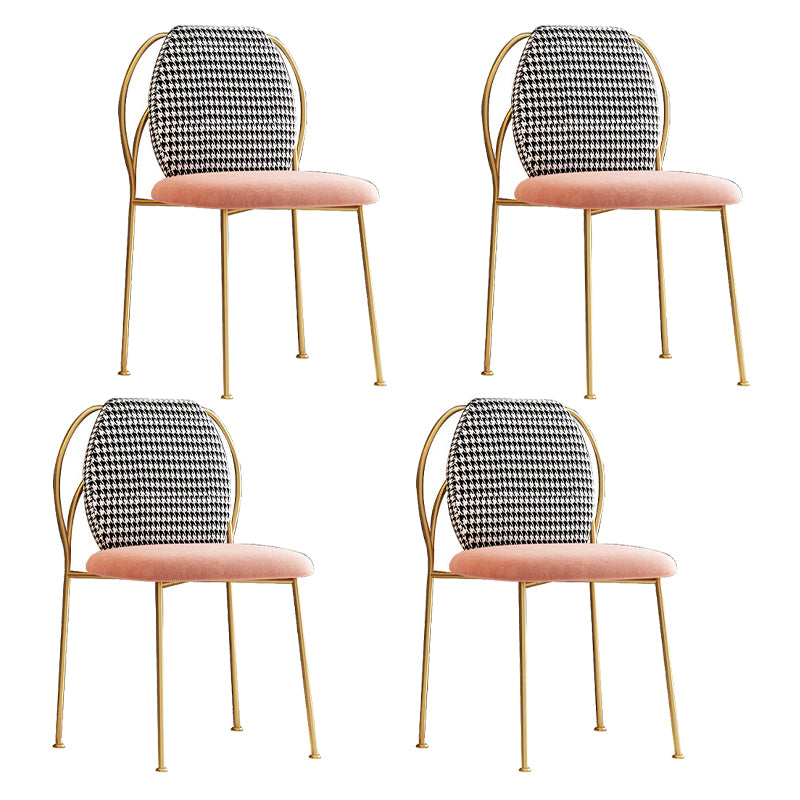 Glam – chaise d'appoint à dossier solide pour chambre à coucher, en velours, finition mate, avec pieds dorés