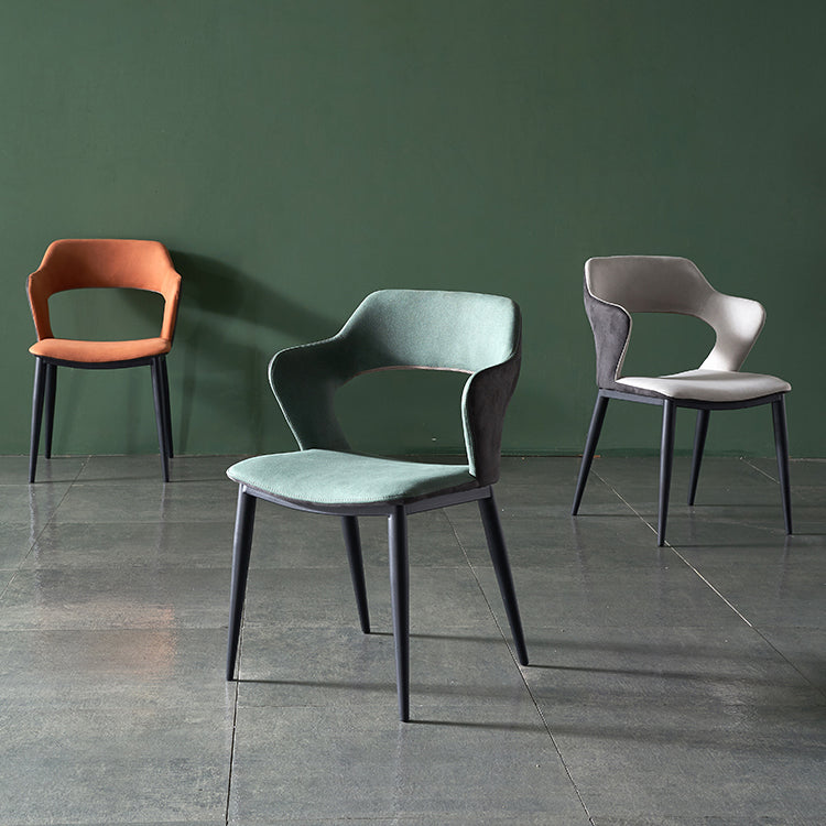 Chaise de salle à manger contemporaine de finition mate de dos ouvert de chaise de bras de restaurant de tissu